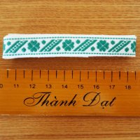エストニアの刺繍テープ(伝統模様・花/クローバー)