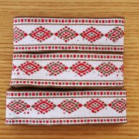 エストニアの刺繍テープ(伝統模様・菱型01)