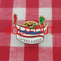 フランスのピンバッジ（CAPRICE A BEUX）
