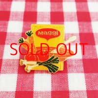 フランスのピンバッジ（maggi）